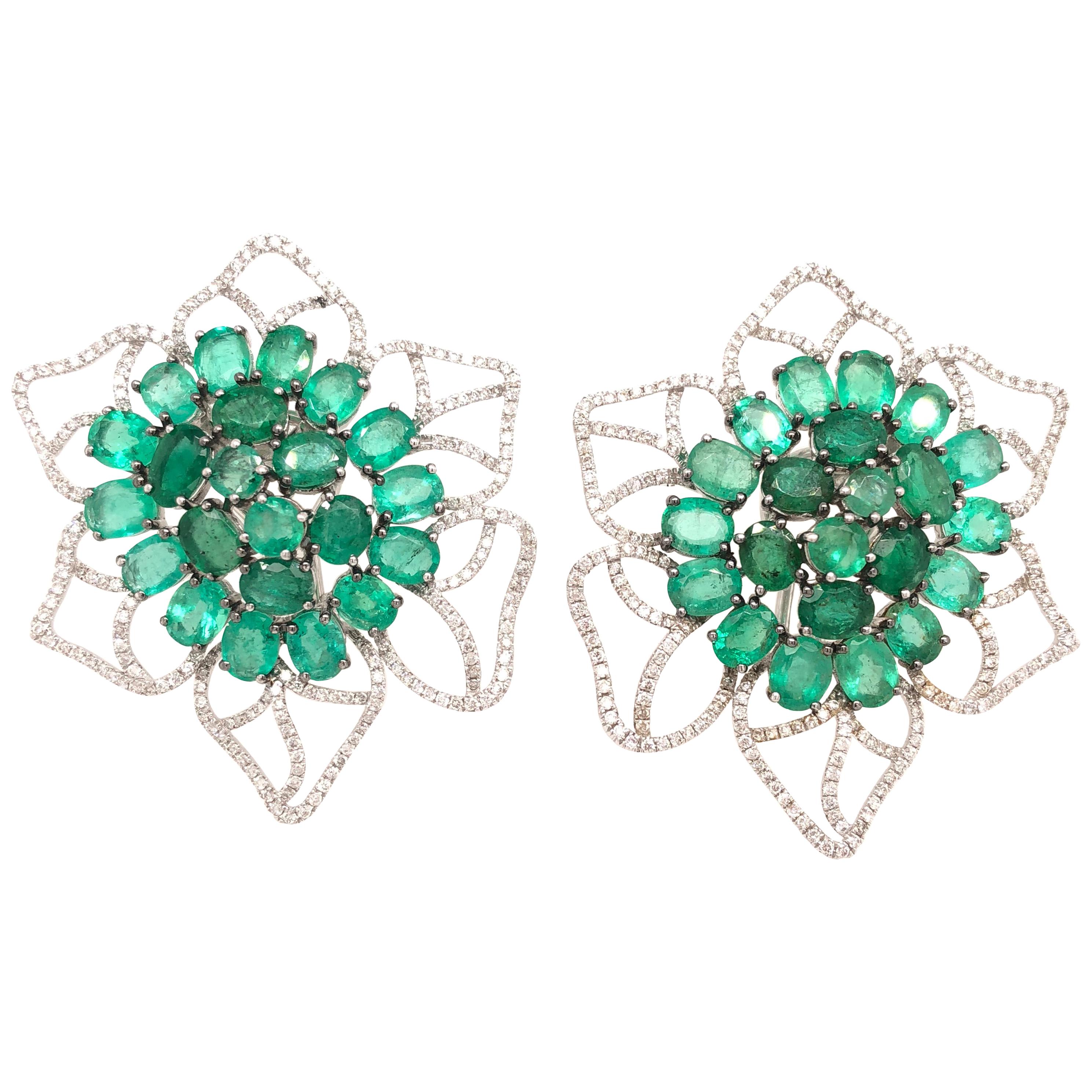 RUCHI Emerald and Diamond Two-Tone Gold Flower Stud Earrings For Sale