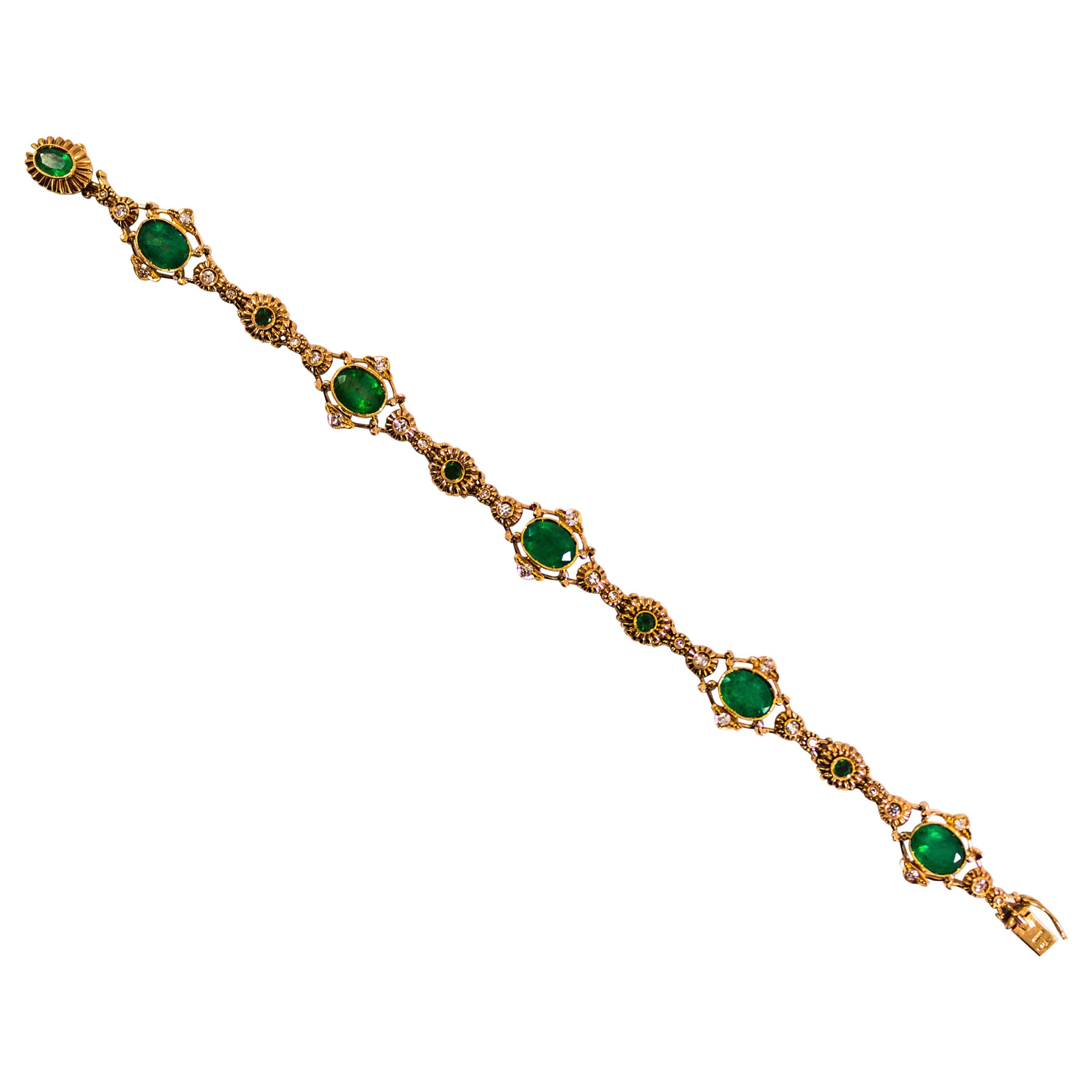 Renaissance 6.40 Carat Emerald 0.45 Carat White Diamond Yellow Gold Bracelet