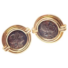 Bulgari Boutons de manchette en or avec pièce de monnaie romaine antique