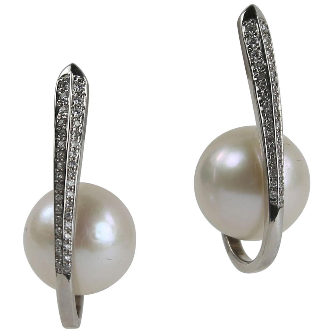South Sea Pearl Diamond White Gold Heirloom Quality Drop Earrings For Sale