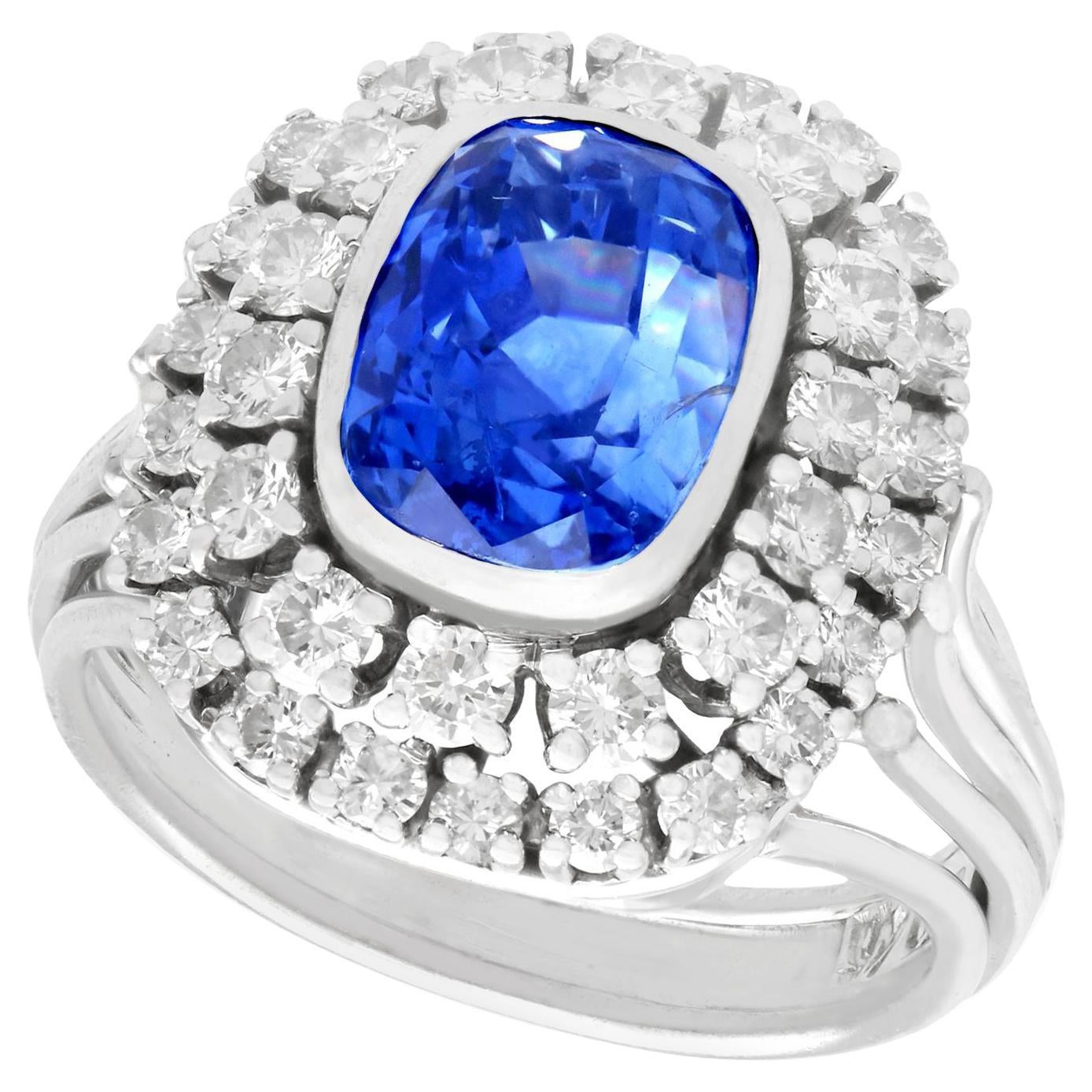 French 5.40 Carat Ceylon Sapphire 1.45 Carat Diamond White Gold Cluster Ring For Sale