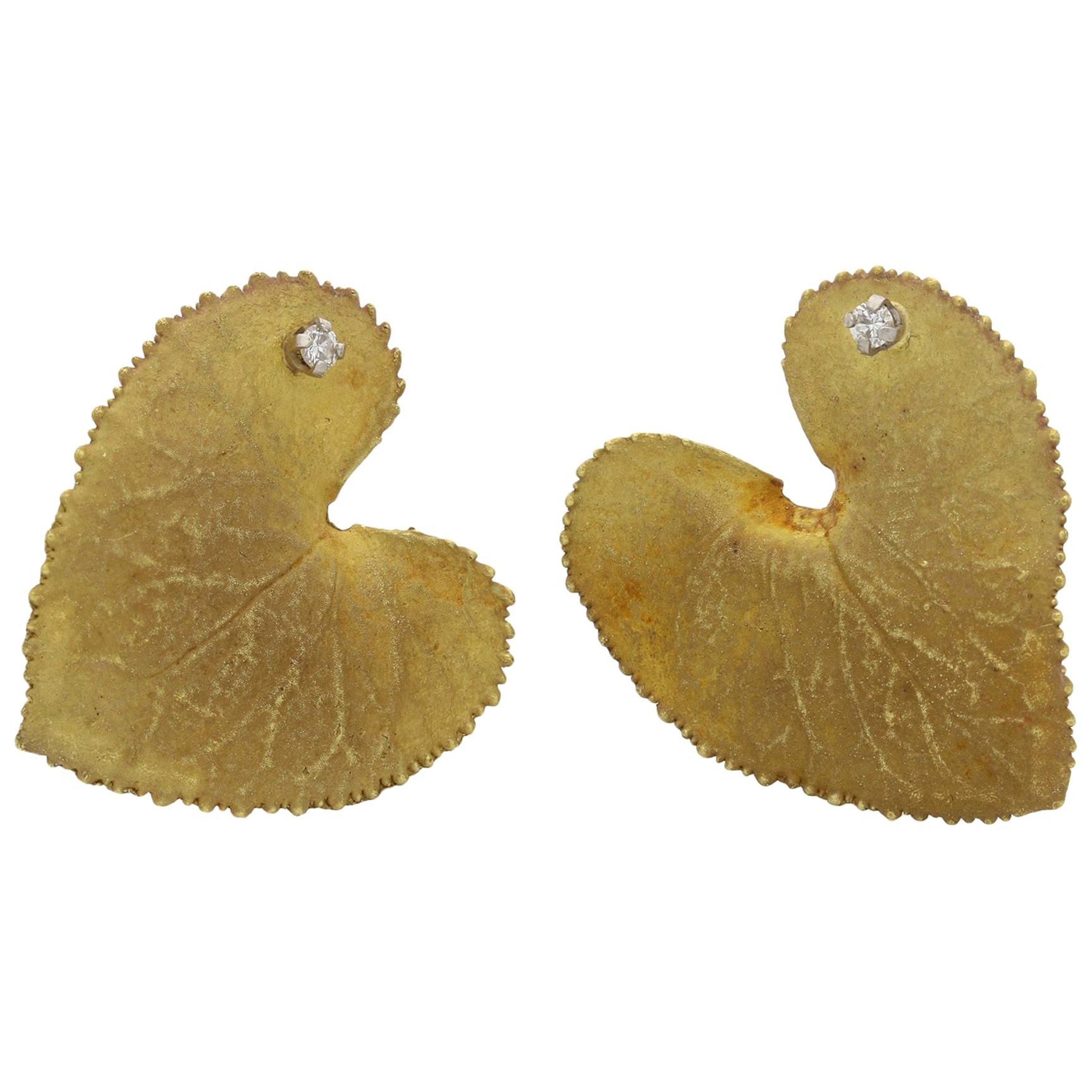 Andrew Grima 18 Carat Yellow Gold Cyclamen Leaf Diamond Dew Drops Earring