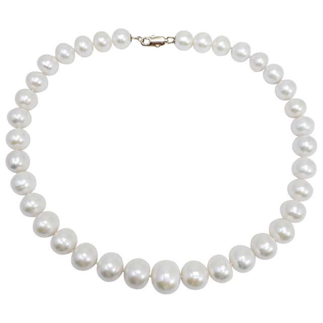 Diamond, Pearl and Antique Beaded Necklaces - 5,978 For Sale at 1stDibs ...