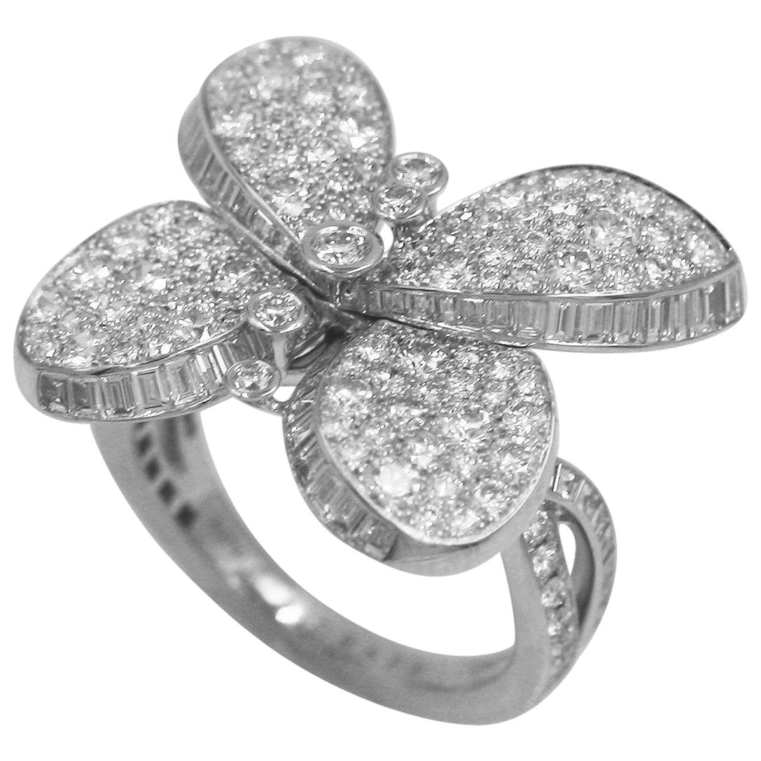 Graff Princess Butterfly with Pavé Diamonds Ring For Sale