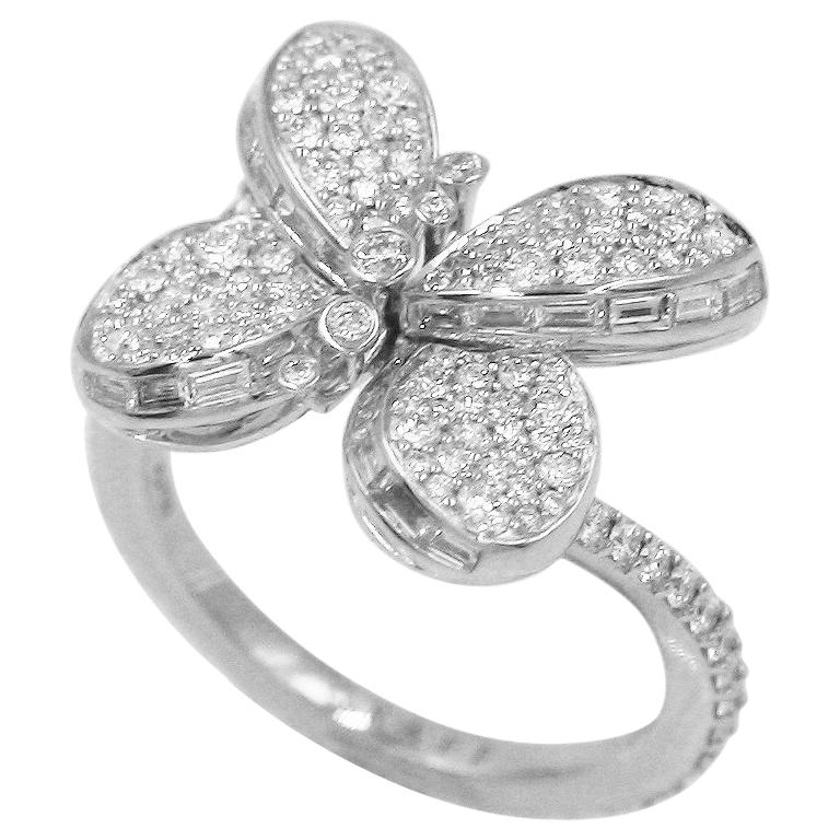 Graff Baby Princess Butterfly with Pavé Diamonds Ring For Sale