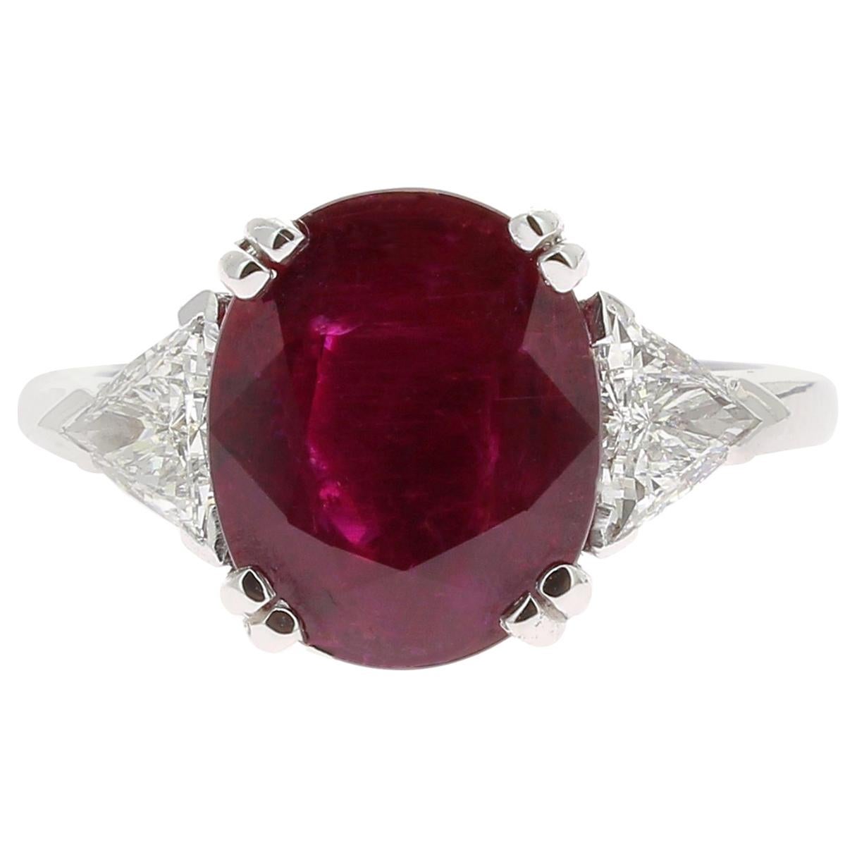 4.20 Carat  NoHeated Ruby Cocktail Ring Set with Triangle White Diamond 0.61 Cts