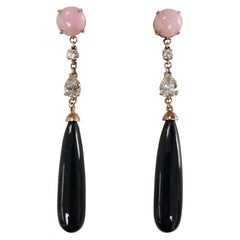 Boucles d'oreilles en or rose 14 carats d'inspiration déco avec opale rose, diamants et jade noir