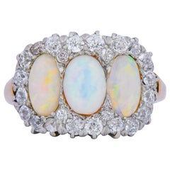 J.E. Caldwell Edwardian Opal Diamond Platinum 18 Karat Gold Ring