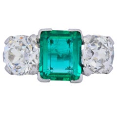 Art Deco 4.87 Carat Colombian Emerald Diamond Platinum Ring AGL