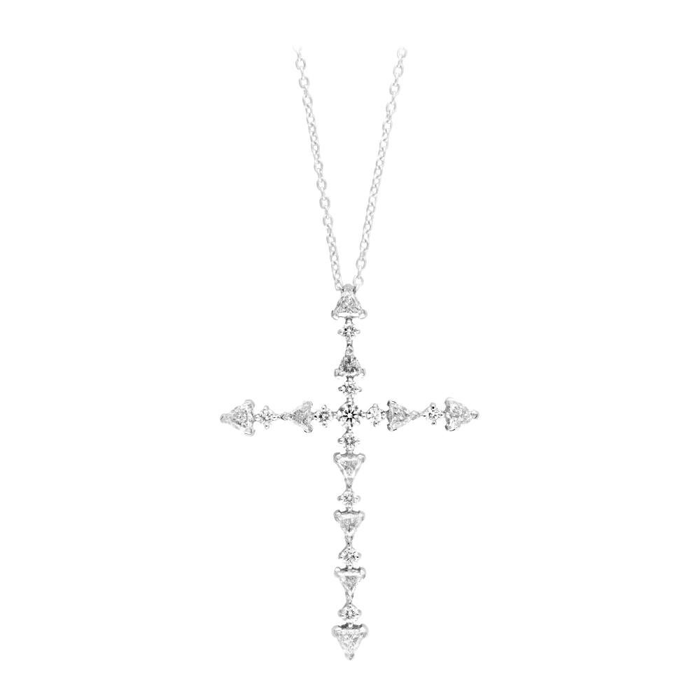 Alessa Divinity Cross Pendant 18 Karat White Gold Amara Collection For Sale