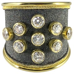 Georgios Collections Anillo Grueso de Oro Negro Amarillo de 18 Kilates con Diamantes y Rodio
