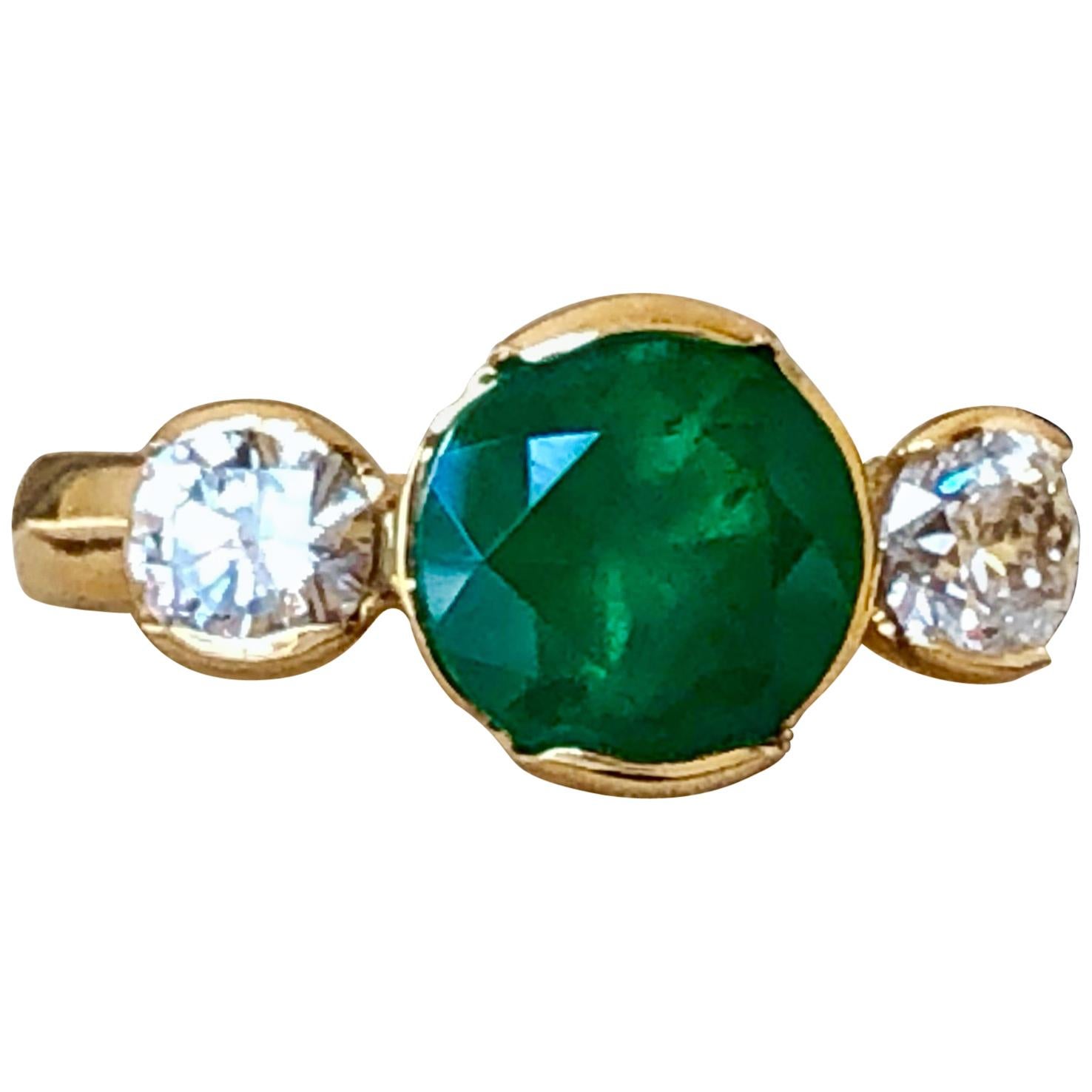 Round Colombian Emerald Diamond Engagement Three-Stone Ring 18 Karat
