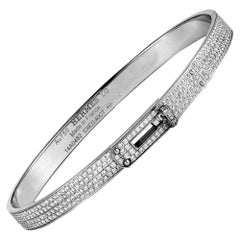 Hermès Kelly - Bracelet en or blanc pavé de diamants - Taille Large