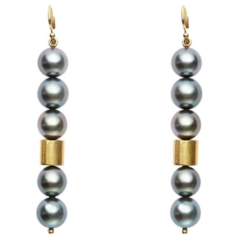 Susan Lister Locke Black Tahitian Pearl and 20 Karat Gold Tube Earrings For Sale