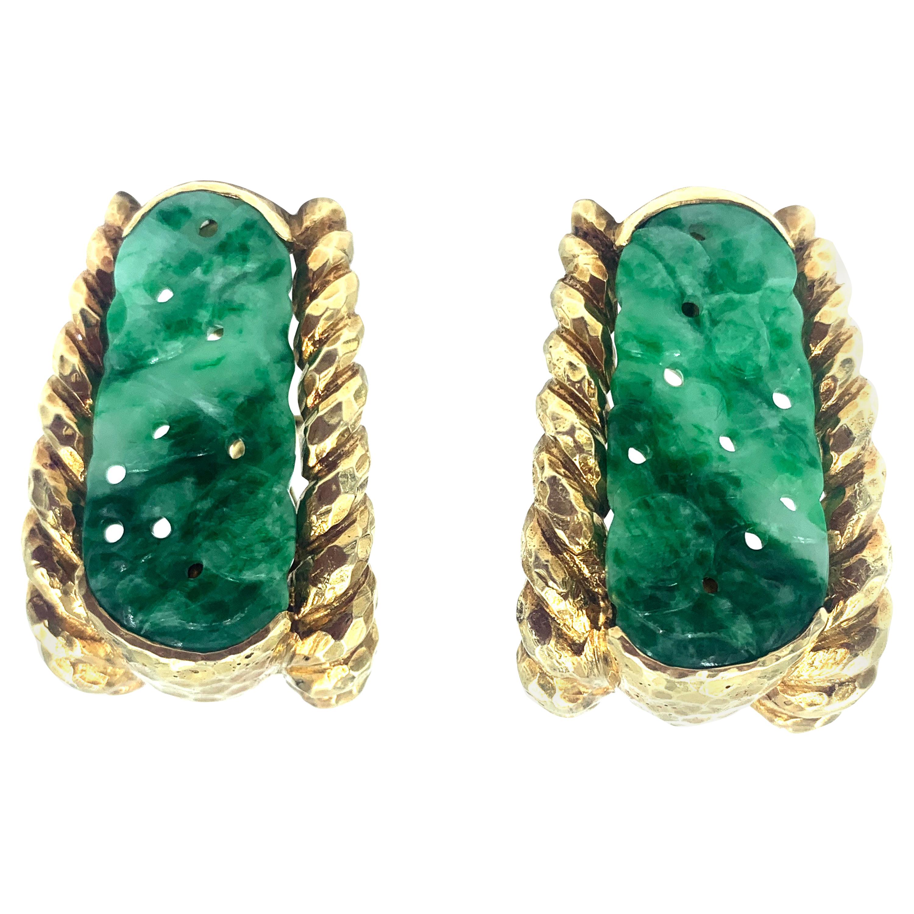 David Webb Carved and Pierced Jade Hammered 18 Karat Yellow Gold Clip Earrings For Sale