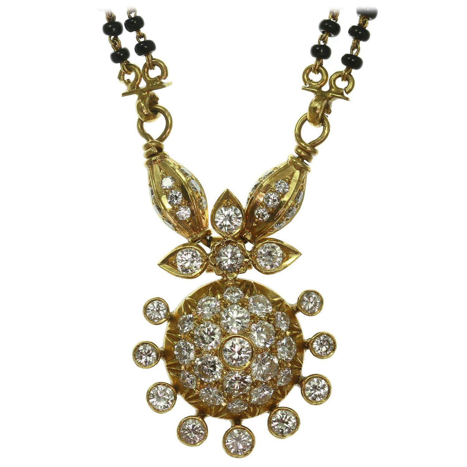 Mangalsutra Collier de mariage indien fait main en or 22 carats avec perles d'onyx et diamants
