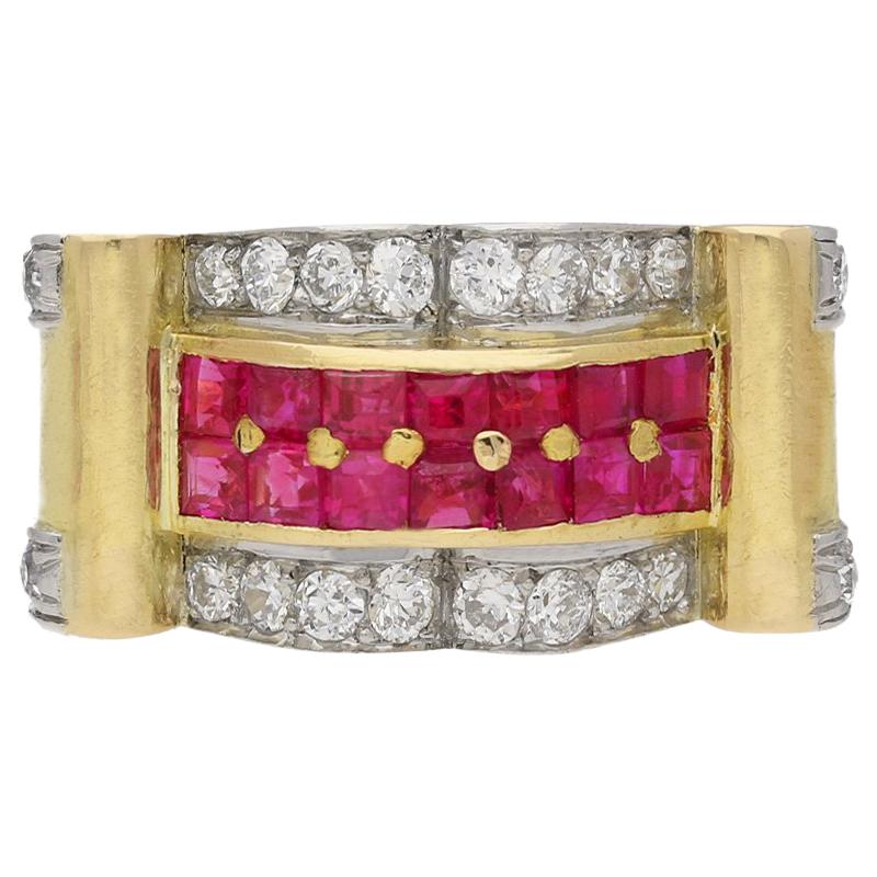Boucheron Ruby and Diamond Cocktail Ring, French, circa 1940 For Sale