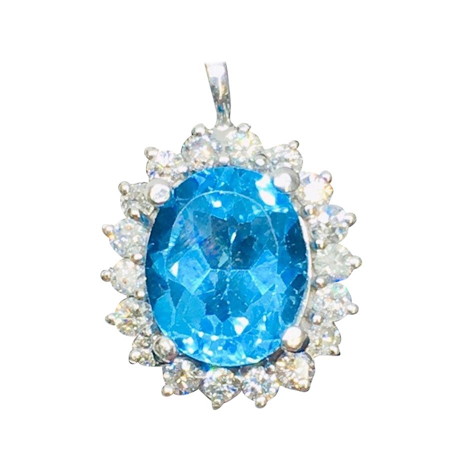 London Blue Topaz VS Diamond Halo Necklace Pendant For Sale