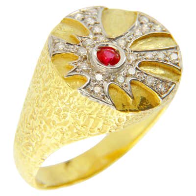Sacchi Heart Ruby and Diamonds Gemstone Cocktail Ring 18 Karat Yellow ...