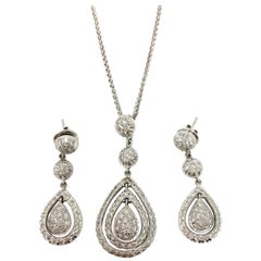 White Round Brilliant Diamond Dangle Earrings With Matching Necklace In 18K Gold