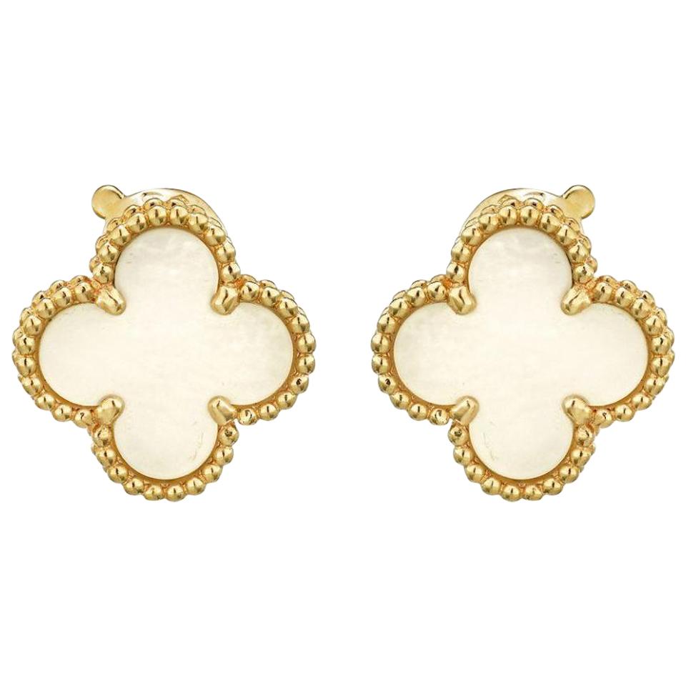 Vintage Alhambra Earrings Van Cleef & Arpels Clover 18 Karat Yellow Gold 14mm