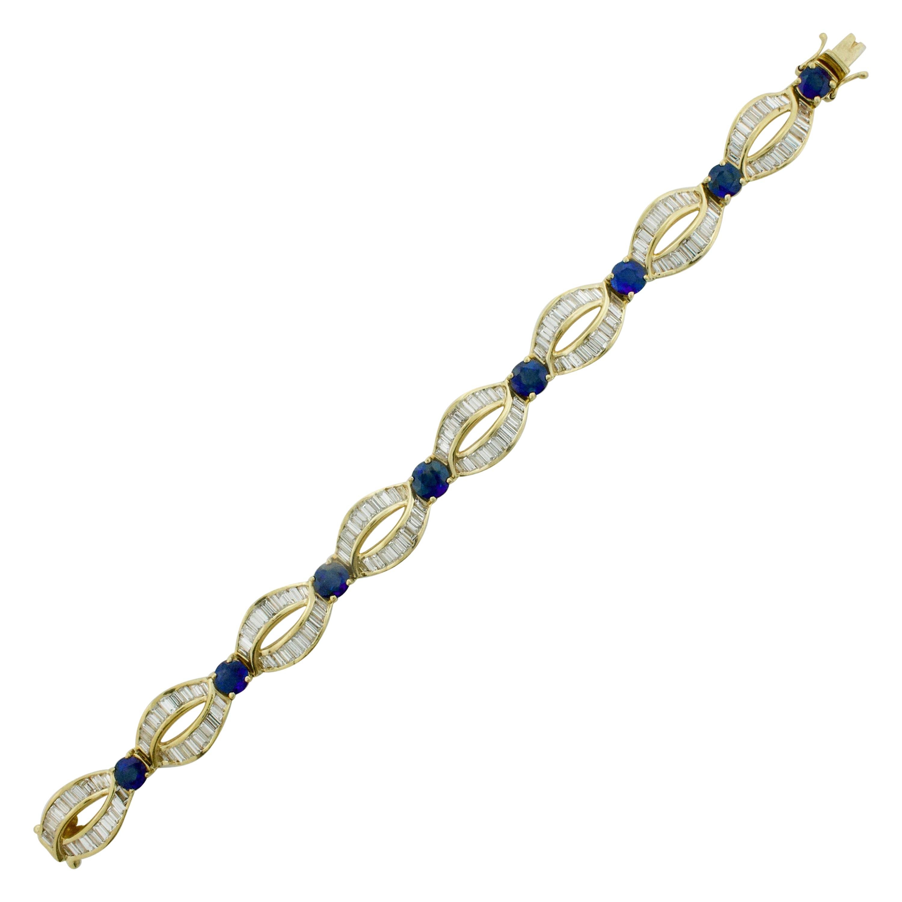 Sapphire and Diamond Bracelet in 18 Karat Yellow Gold For Sale