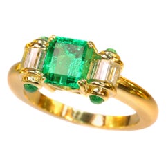 Natural 1.80 Carat Colombian Emerald and Diamond 18 Karat Yellow Gold Ring
