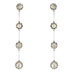 Orecchini Art Deco anni '20 in platino e oro bianco 18 carati con diamanti