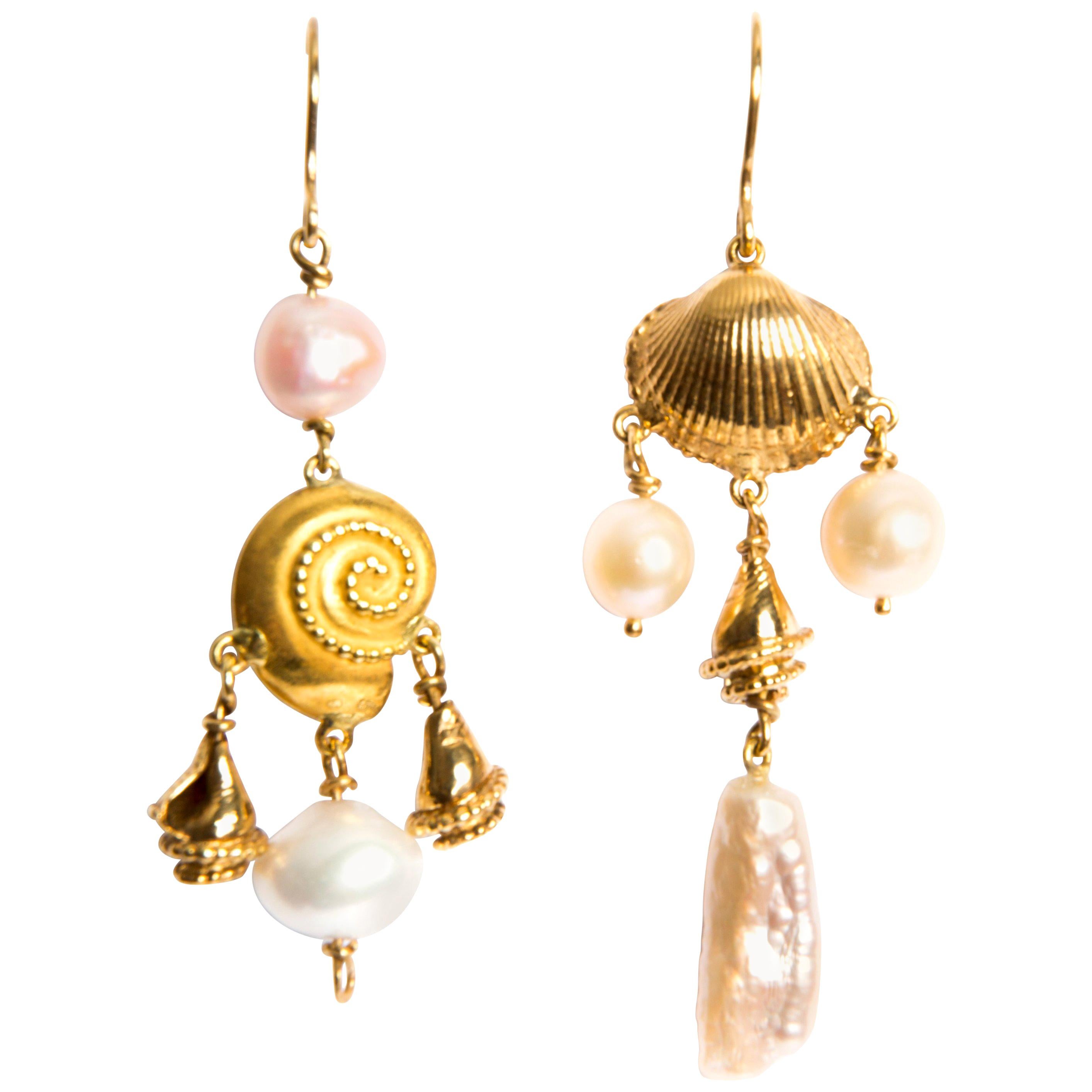Pearls Shells Yellow Gold 18 Karat Dangle Drop Earrings For Sale