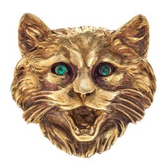 Antica spilla in oro a 18 carati con gatto La Bella e la Bestia con occhi di smeraldo Francia 1880