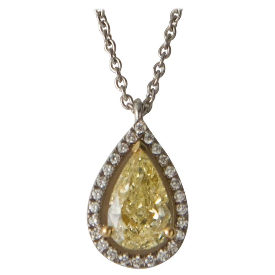 Fancy Yellow Diamond 1.5 ct GIA, White Diamond , White Gold 18 K Pendant Necklace