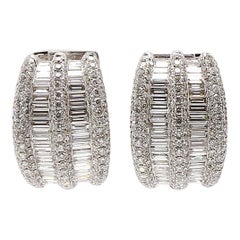 Contemporary 18 Karat White Gold Pave Diamond Hoop Style Earrings