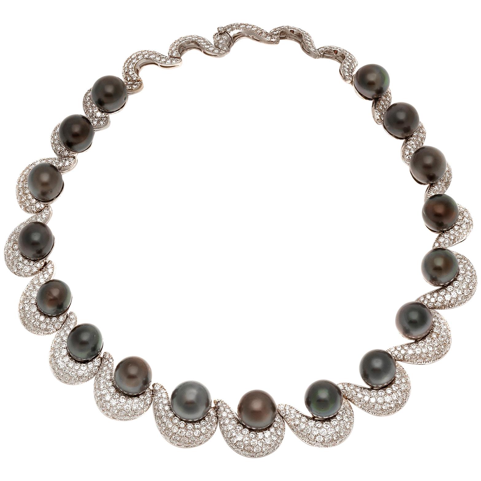 Schwarze Perlen-Diamant-Halskette