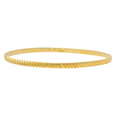 Vintage Tiffany & Co. Contemporary 14 Karat Gold Ribbed Bangle Bracelet