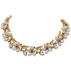 1960s Vintage Faux Pearl Choker Necklace with Rhinestone Accents