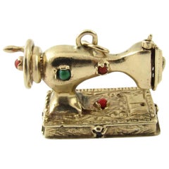 Vintage 14 Karat Yellow Gold Mechanical Sewing Machine Charm