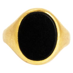 Vintage Onyx 9 Carat Gold Signet Ring