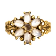 Vintage Moonstone and 9 Carat Gold Ring