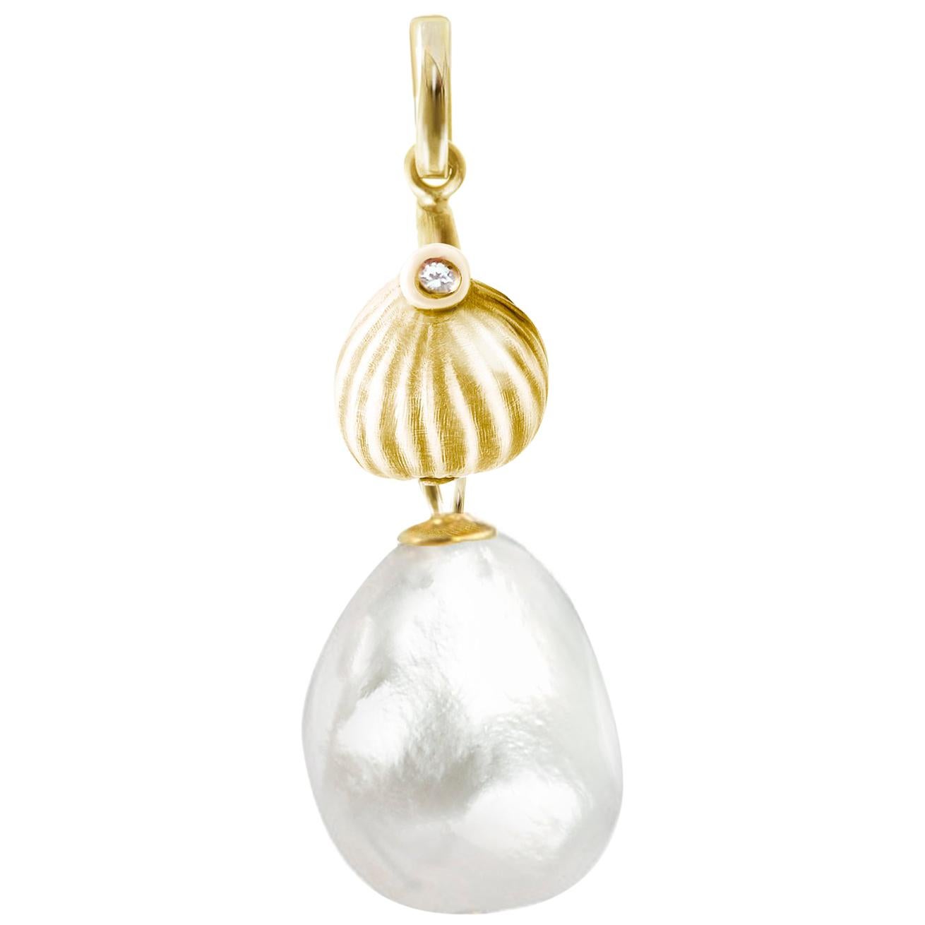 Baroque Pearl Designer Pendant Necklace Fig in 18K Yellow Gold with Diamond For Sale