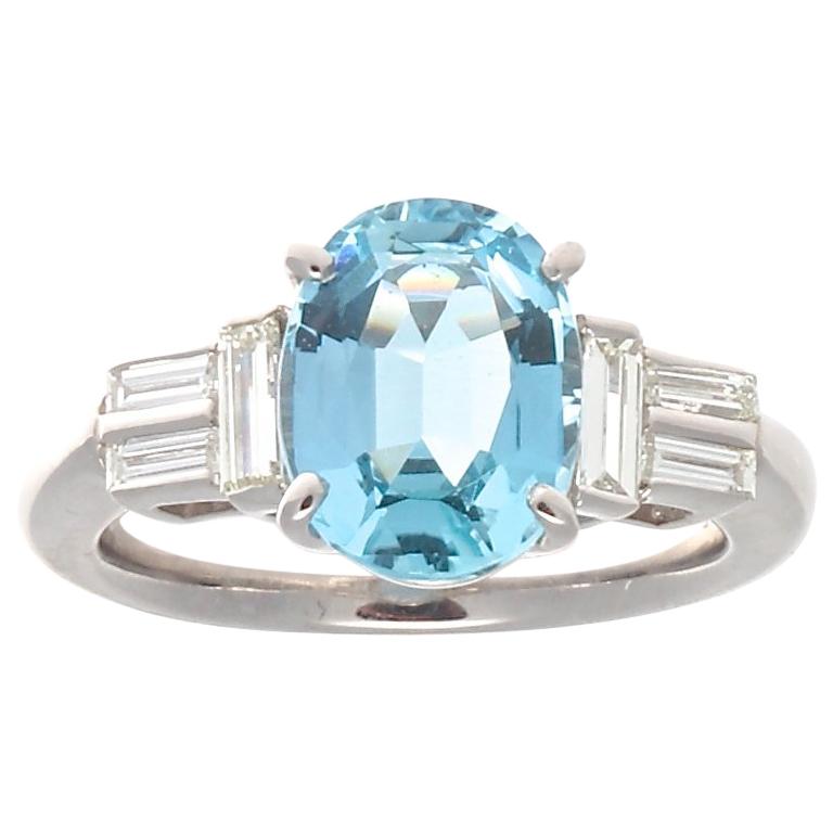 Modern Aquamarine Diamond Platinum Ring