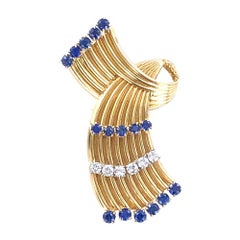 Cartier Vintage Diamond Blue Sapphire Ribbon 18 Karat Yellow Gold Pin Brooch