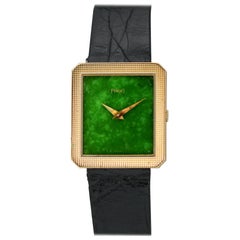 Retro Piaget Protocole 18 Karat Yellow Gold and Green Jade Wristwatch, circa 1970s