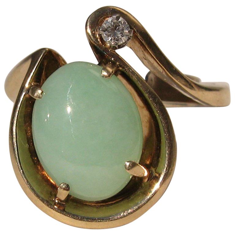 14 Karat Gold Green Jade and Diamond Cocktail Ring, 1960s