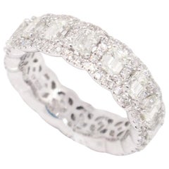 18 Karat White Gold 3.30 Carat Emerald Diamonds Eternity Ring