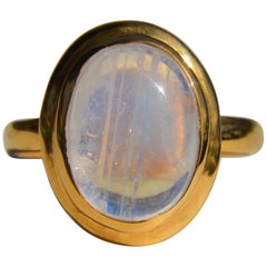Vintage Midcentury 14 Karat Gold 5.7 Carat Rainbow Moonstone Cocktail Ring
