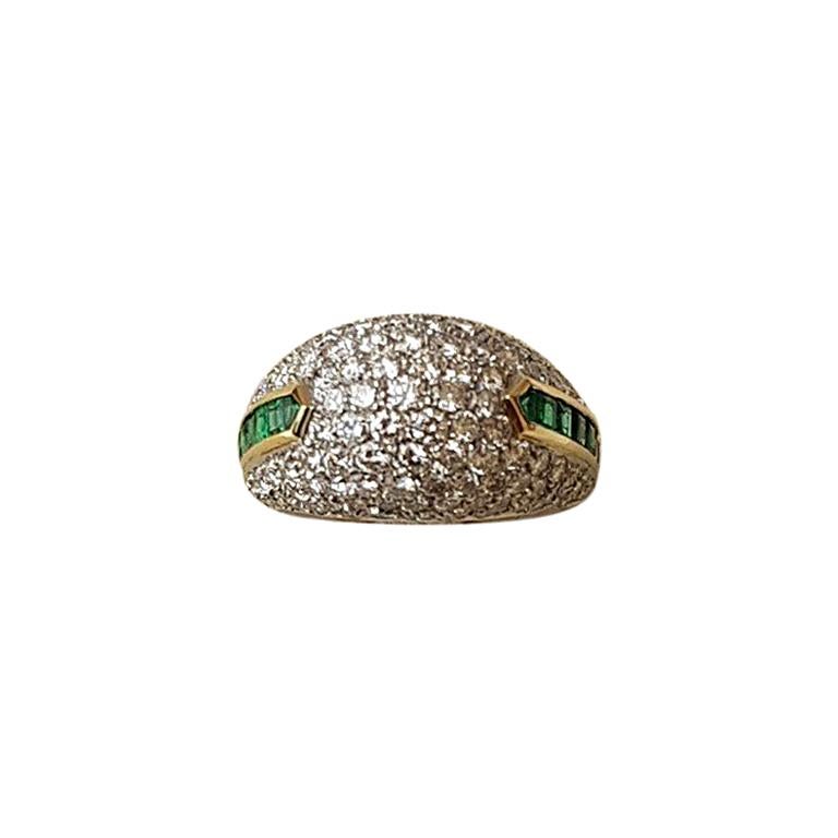 18 Karat Yellow Gold Dome Ring with Diamonds an Emeralds For Sale