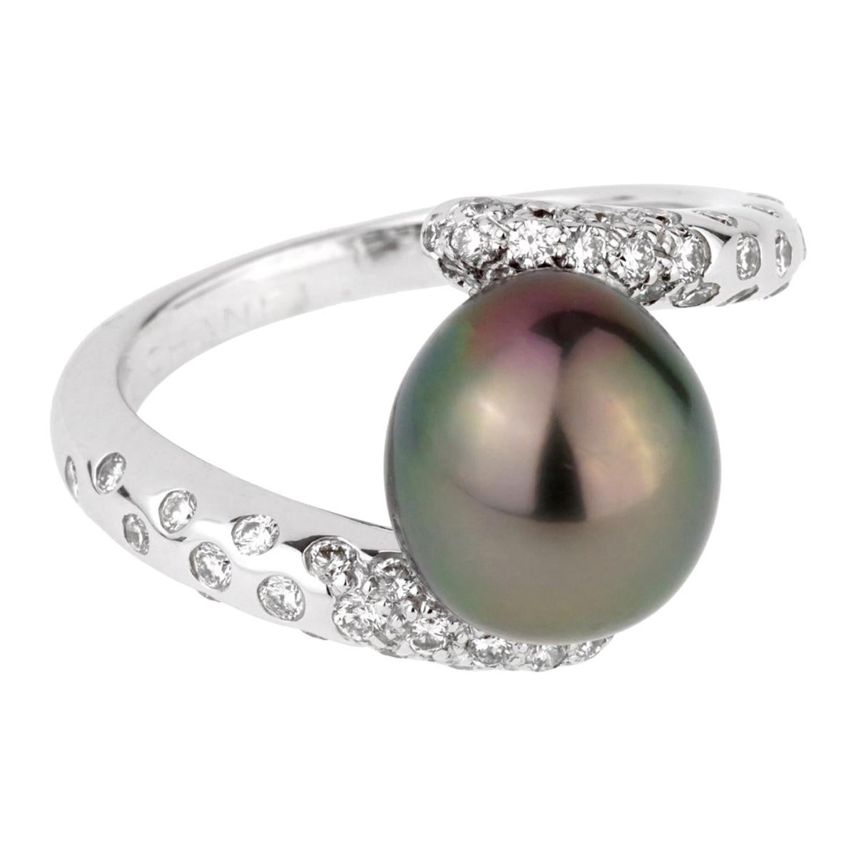 Chanel Concept Pearl Diamond White Gold Ring For Sale