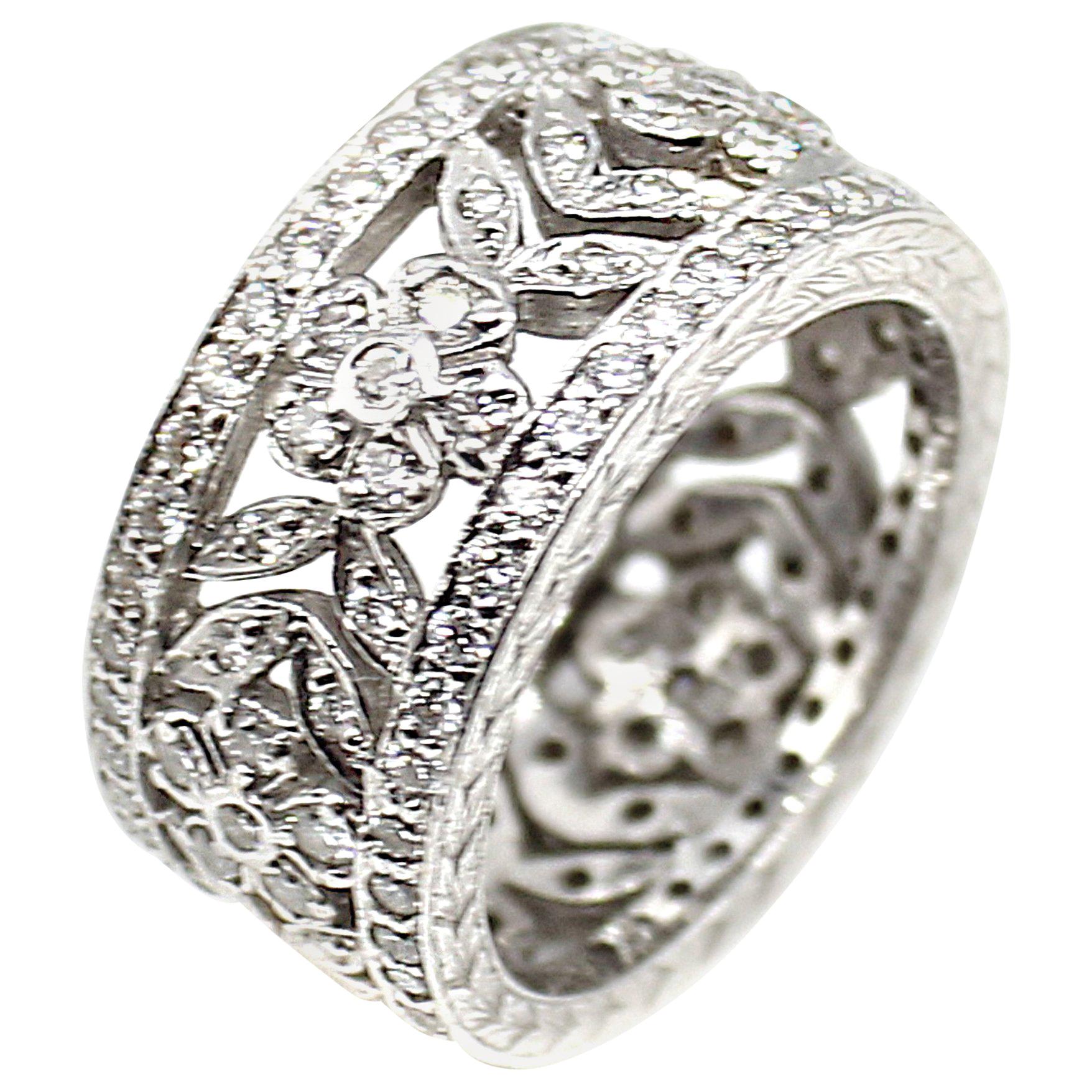 Early 2000s Wedding Rings - 89 For Sale at 1stdibs