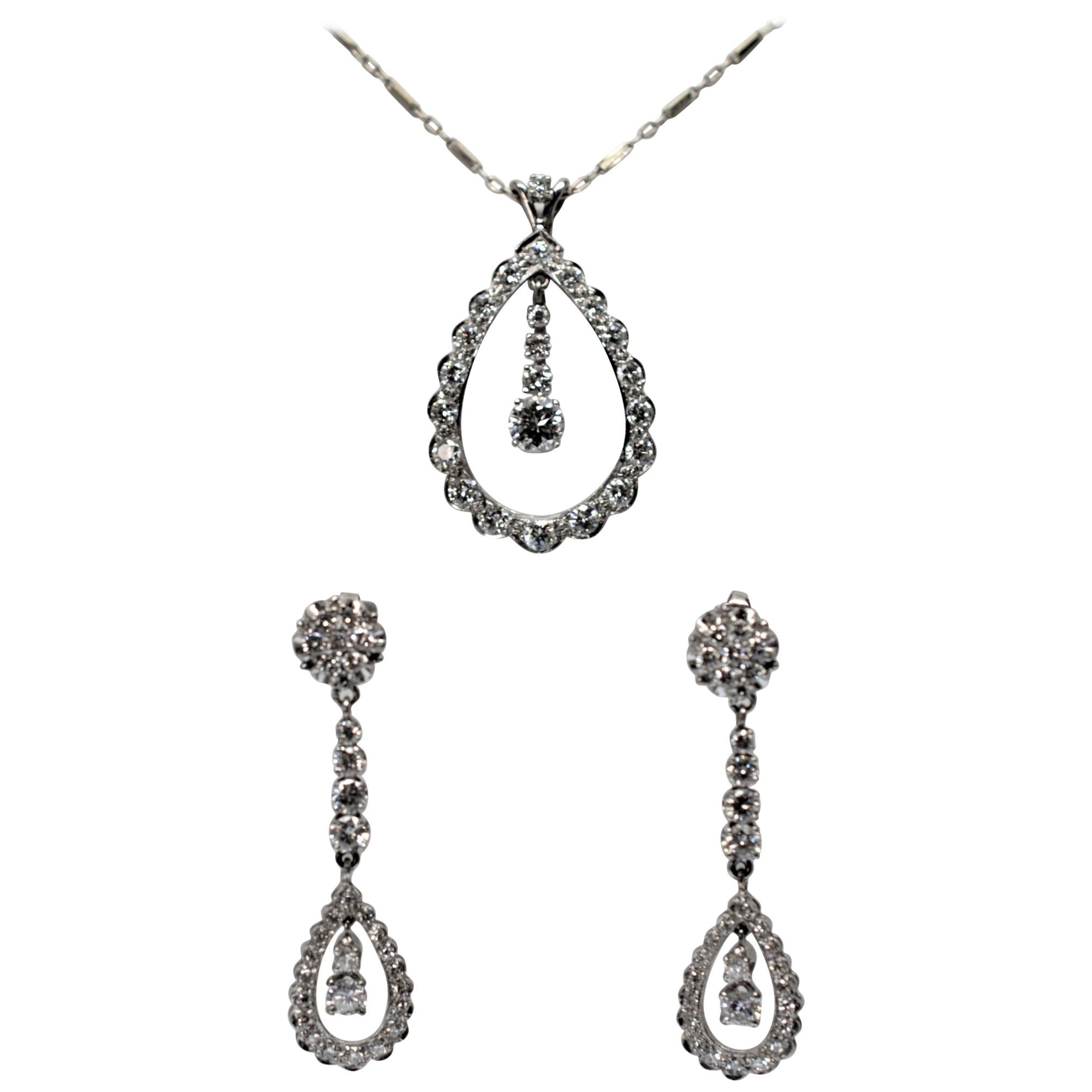 14K White Gold Fine Diamond Necklace & Earring Bridal Suite For Sale