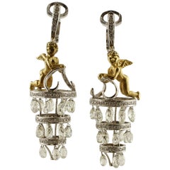 17.3 Carat Diamonds, 18 Karat Yellow and White Gold Beautiful Dangle Earrings